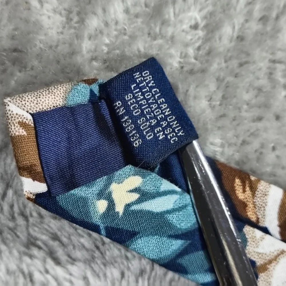 Penguin‎ Skinny Tie Mens 57.5 x 2.25 Floral Flowers Munsingwear Slim Mod